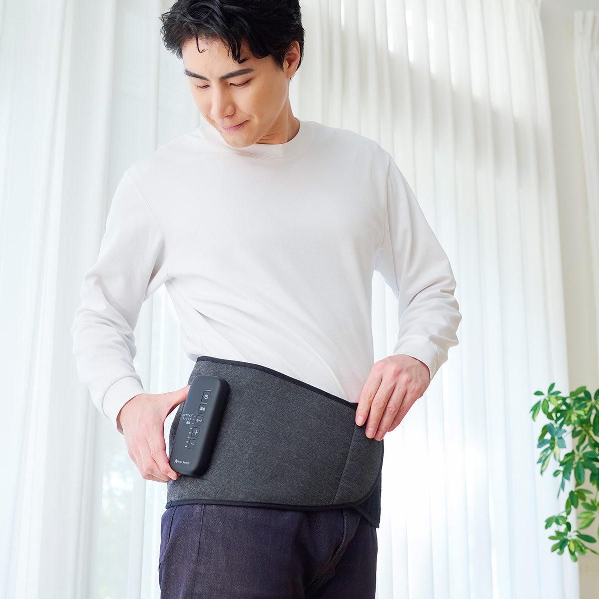 新品未開封　MicacoHipsstretchairbelt ブラック骨盤ベルト Amazon.co.jp: Micaco 骨盤ストレッチエアーベルト ブラック