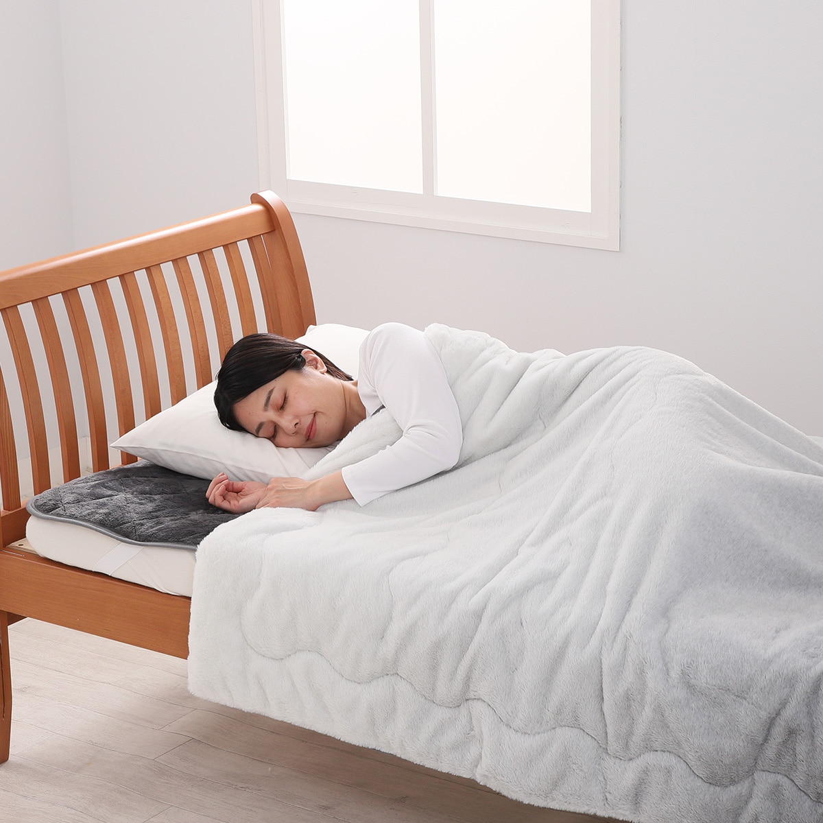 西川「ホッと寝る」速暖 毛布+敷パッドセット 西川 速暖寝具セット ホッとねる/シングルサイズ | ABCミッケ