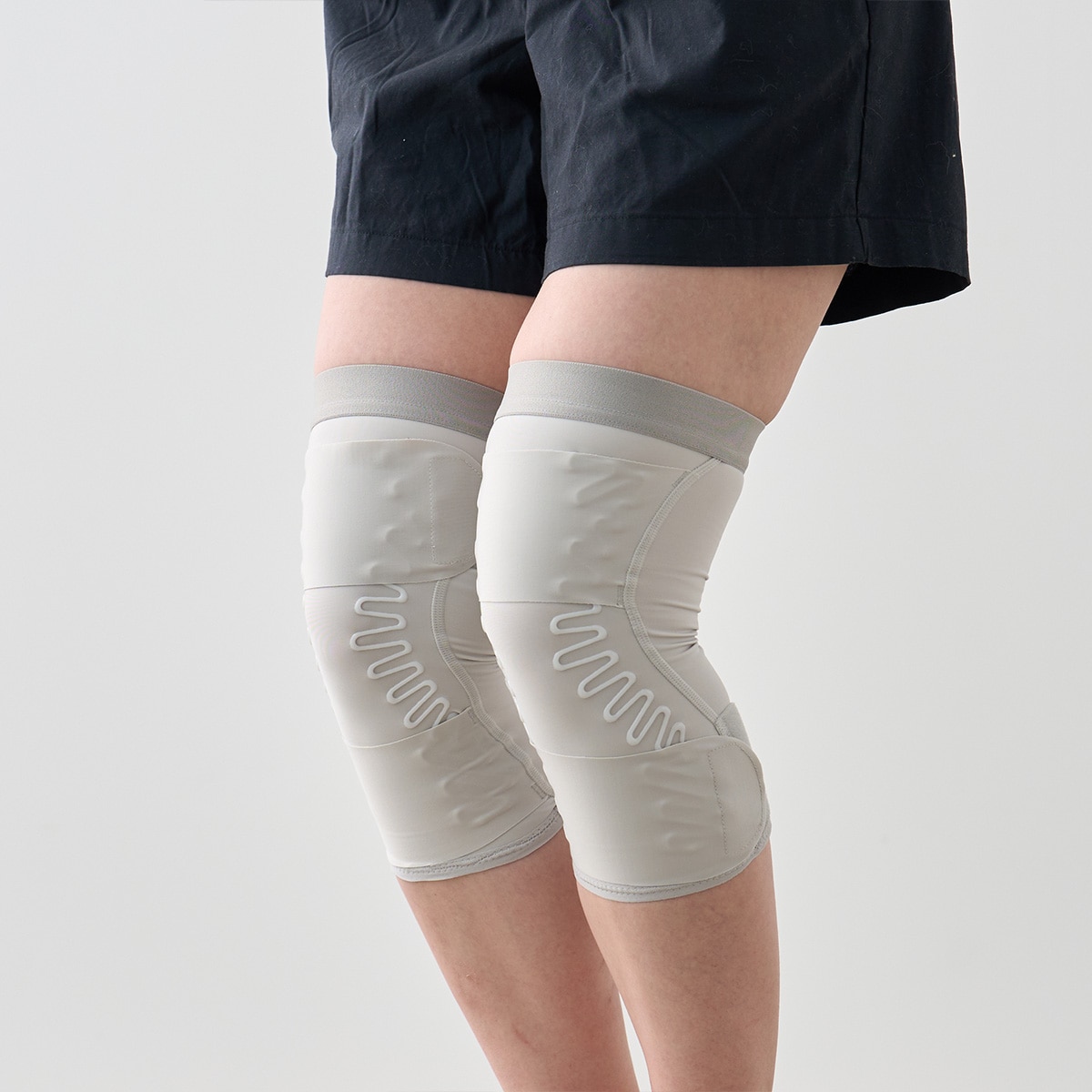 1/26～2/2】皮膚感覚バネボーンサポーターひざ用1セット2枚組 | ABC