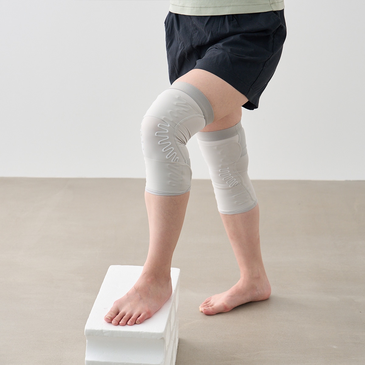 皮膚感覚バネボーンサポーター 膝用miho2935さん専用 楽天市場】【正規