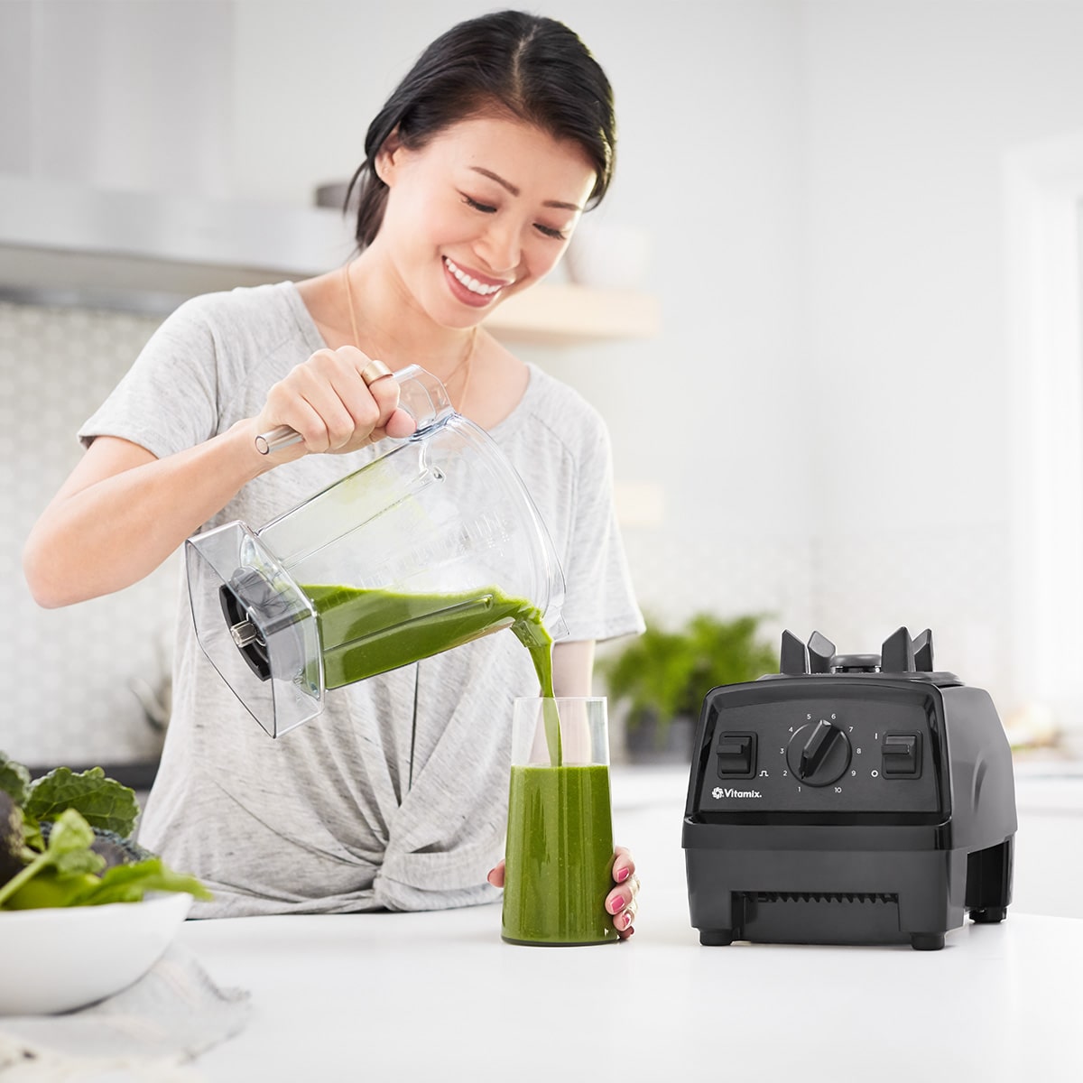 Vitamix E310 VM0202 バイタミックス 1.4lミキサーミキサー - キッチン家電