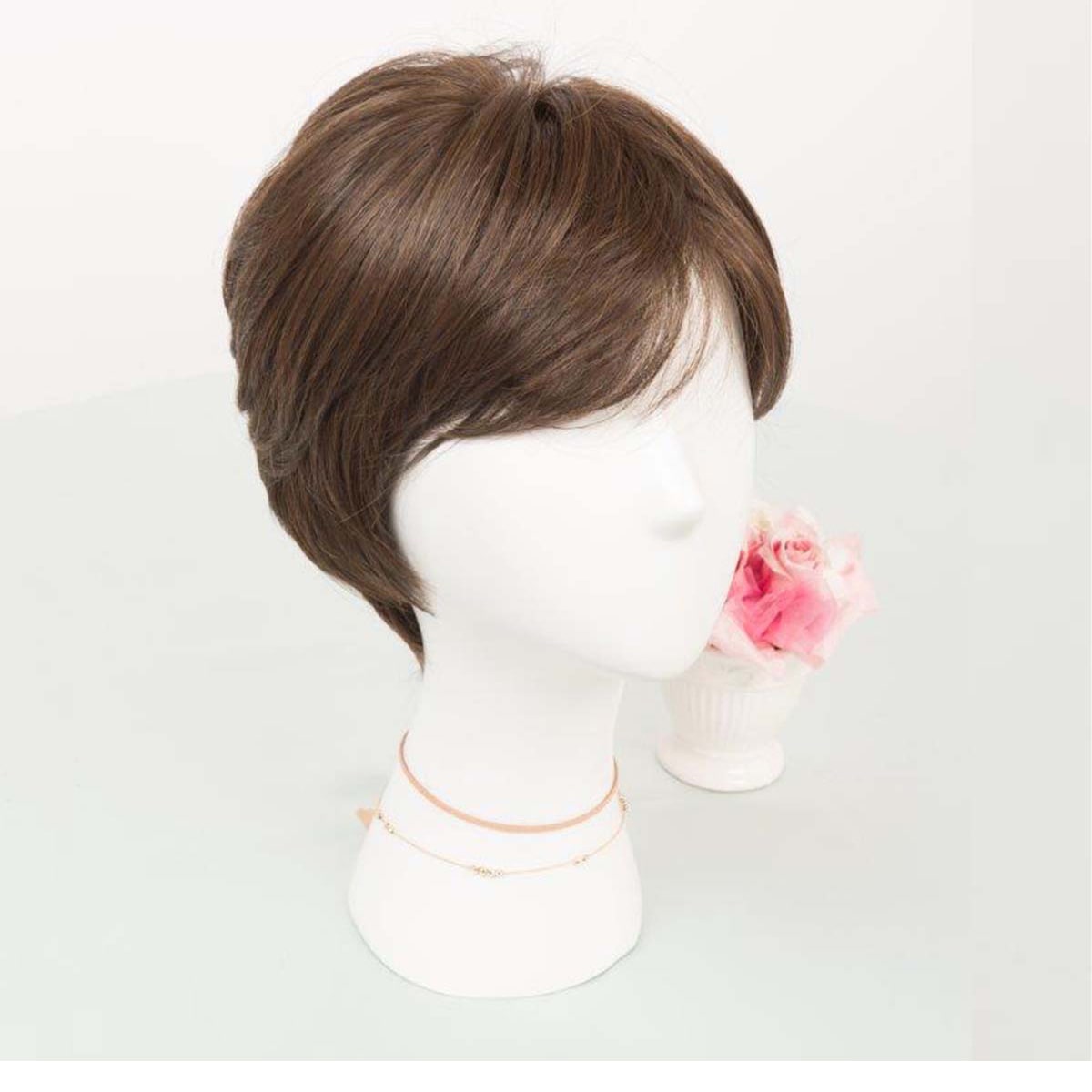 ありがとうございます美品 銀座サロンKAZUE WIG - ショートストレート