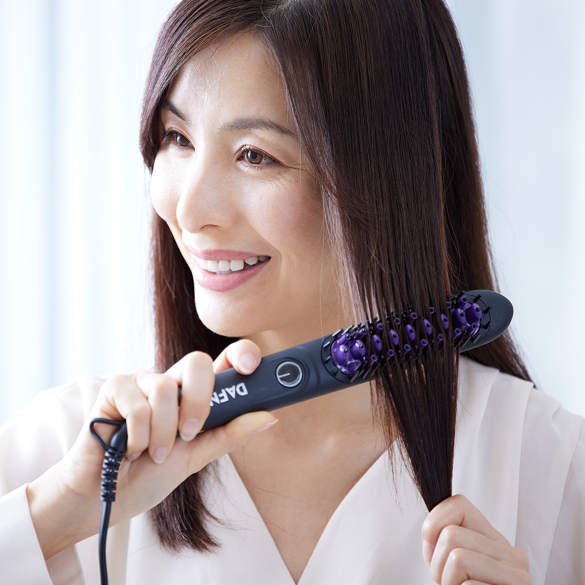 美品】DAFNI nano ダフニ ナノ ストレートヘアアイロン 世界大人気