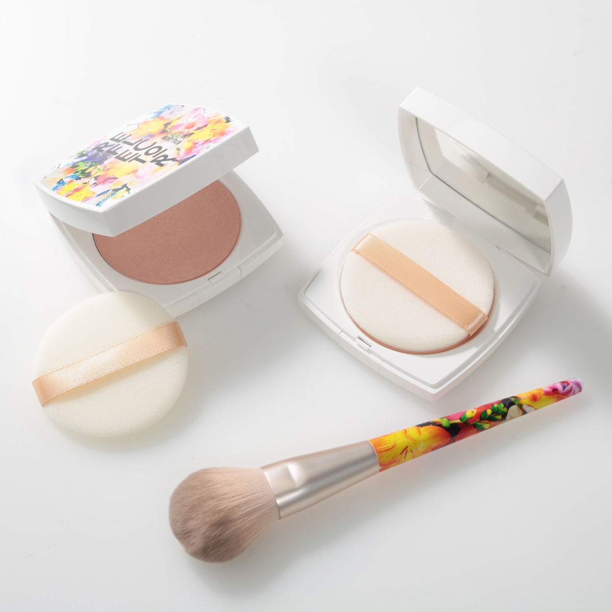 レフ板ファンデ特別セット(本体2個+専用ブラシ付き) | ABCミッケ